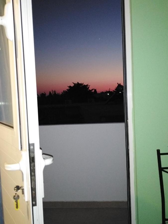 Vicky'S Apartment Near To The Airport Ολόκληρο Διαμέρισμα Antimachia Екстериор снимка